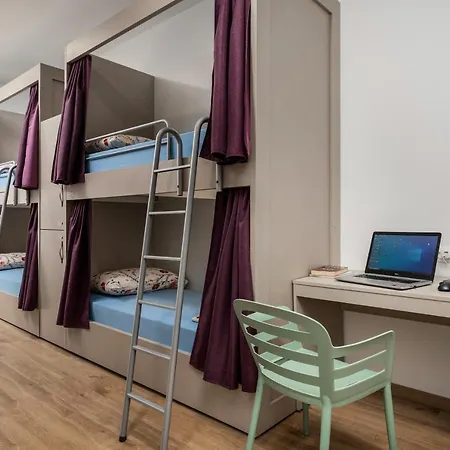 Hostel Antique