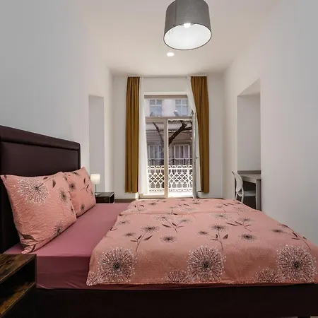 Antique Hostel
