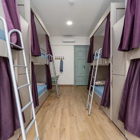 Vandrerhjem Antique Pula